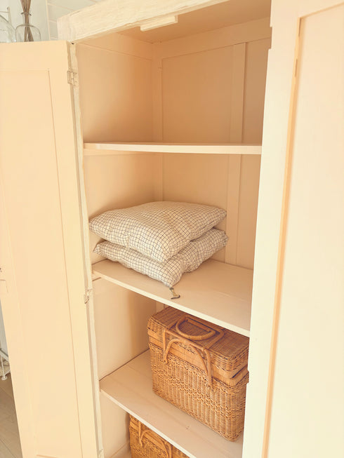 Armoire parisienne " Rachèle "